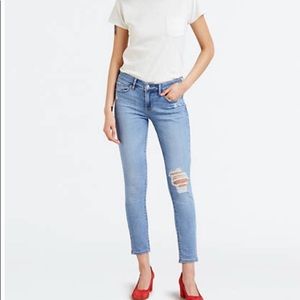 Levi’s 711 Skinny Ankle Jeans